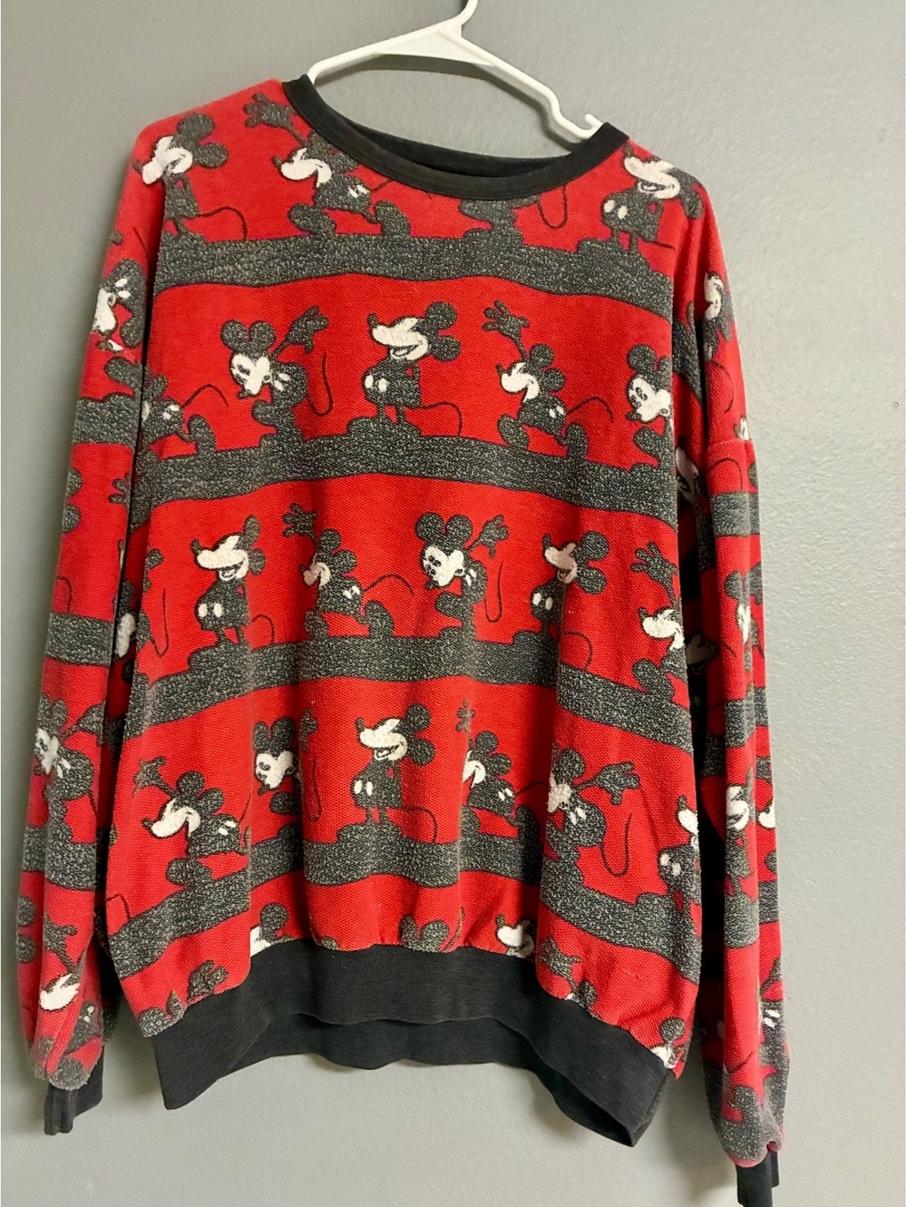 Vintage 90s Mickey & Co. Walt Disney Co. All-Over Mickey Mouse Sweatshirt Sz XL